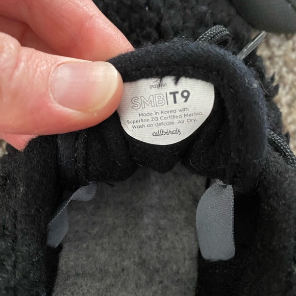 NEW! Smallbirds toddler shoes - black fluff - size 9 - Picture 3 of 3